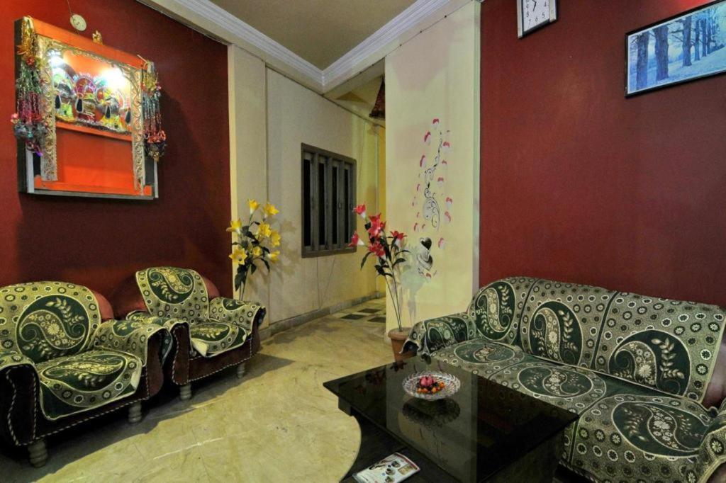 Golden Dust Hotel Пури Екстериор снимка